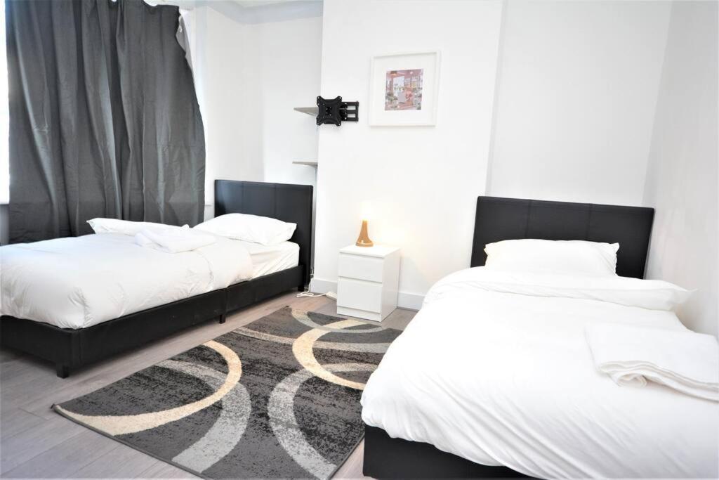 4 Bedroom House In East London Kültér fotó