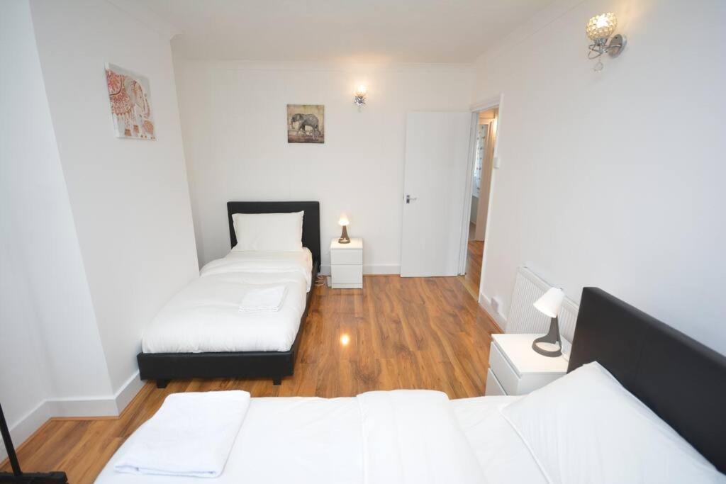 4 Bedroom House In East London Kültér fotó